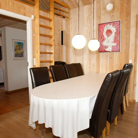 Four-bedroom In Hadsund 26 Norre Hurup